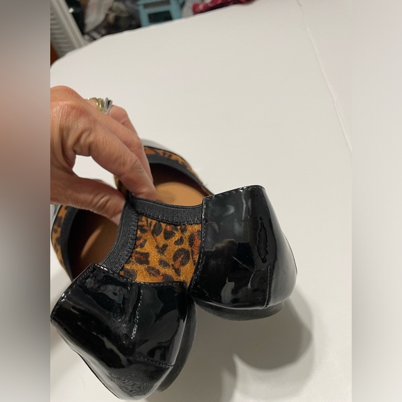 DREAM PAIRS, animal print women's flat shoes, SIZE 8.5 - Picture 8 of 17